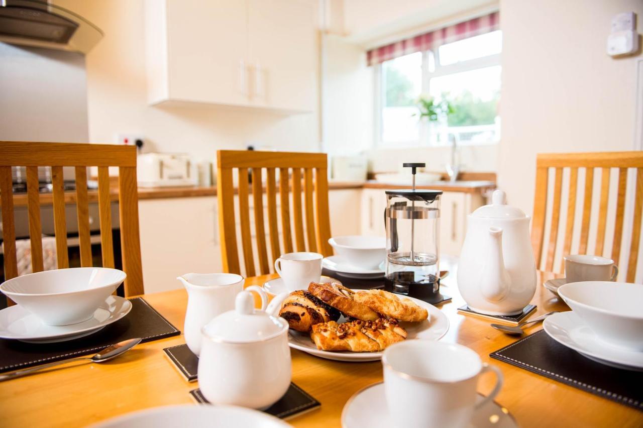 סנט קלירס Awel Taf- Central Cottage Ideal For Families, With Parking מראה חיצוני תמונה